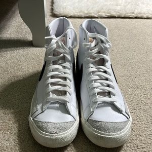 Nike blazers FAIRLY NEW